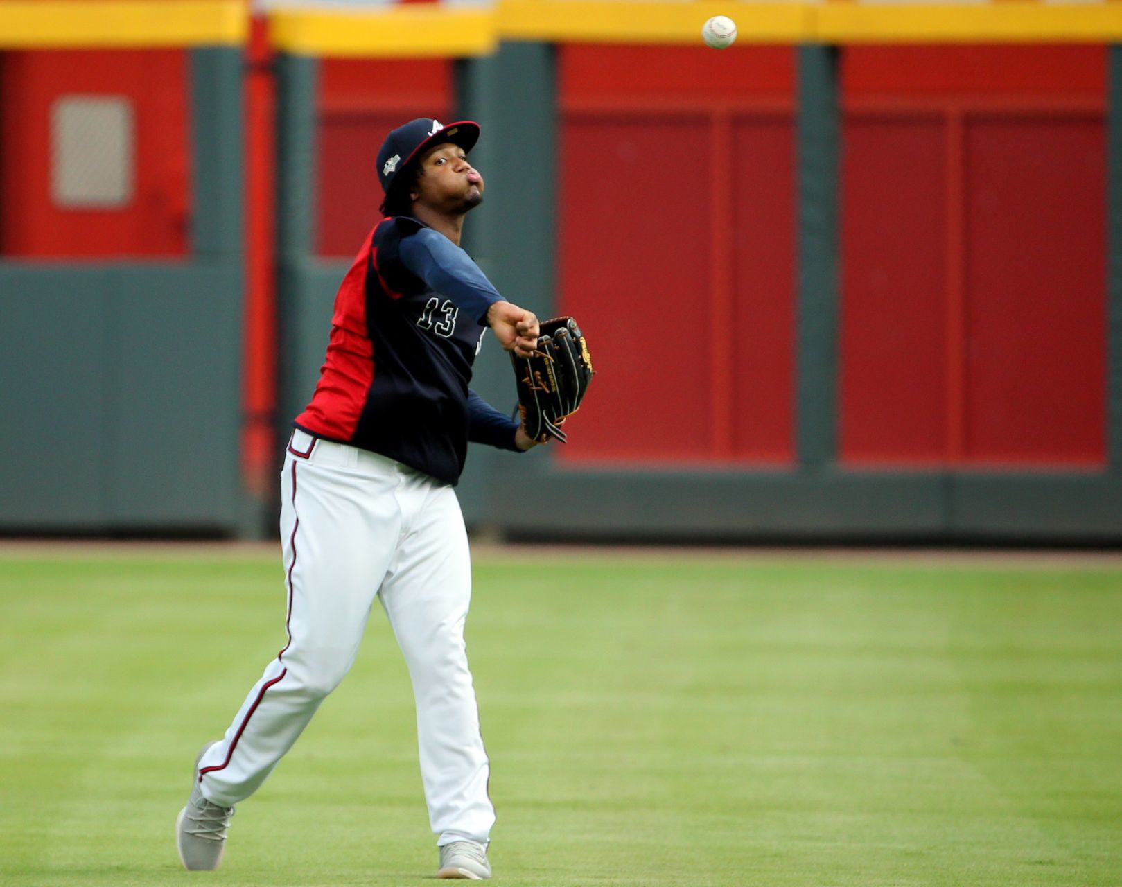 St. Louis Cardinals practice before Game 1 of NLDS in Atlanta